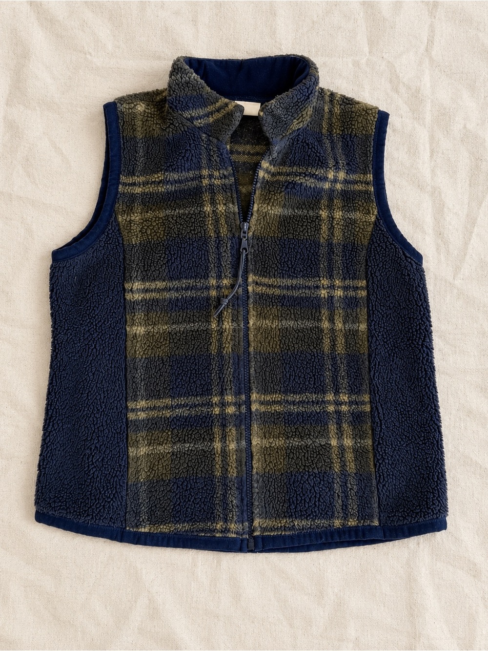 Vintage Café au Lait Petite Plaid Fleece Vest Made in Canada Size Large